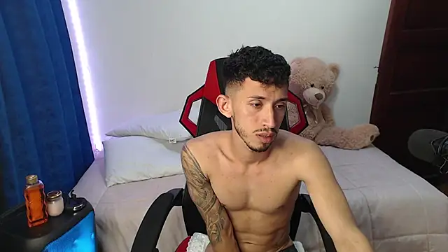 stevenSEX123 online show from December 25, 3:40 am