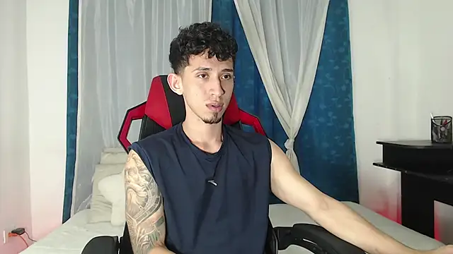 stevenSEX123 online show from November 16, 10:26 pm