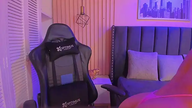 ashlye miller  online show from March 21, 3:55 am