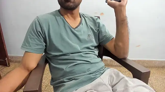 Snapshot of ArjunDeeper chatting on February 3, 5:56 pm ArjunDeeper online show from February 3, 5:56 pm