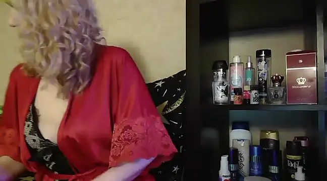 Natasha Nannette online show from December 20, 9:28 pm