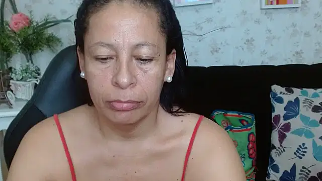 mature martina online show from January 31, 5:19 am