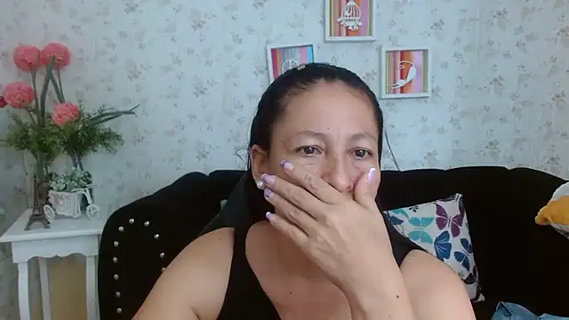 mature martina online show from February 7, 7:27 pm