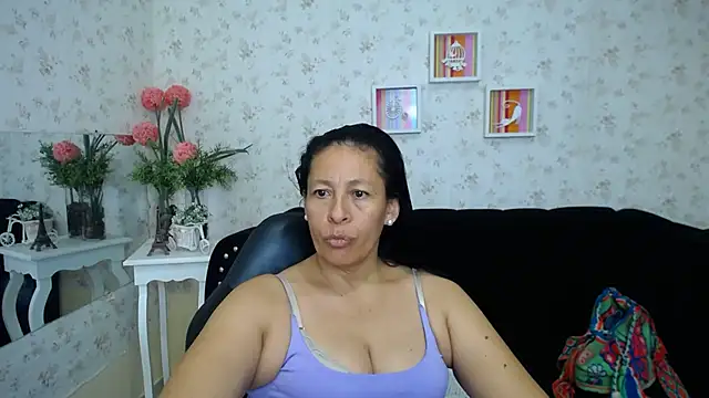 mature martina online show from February 16, 2:20 am
