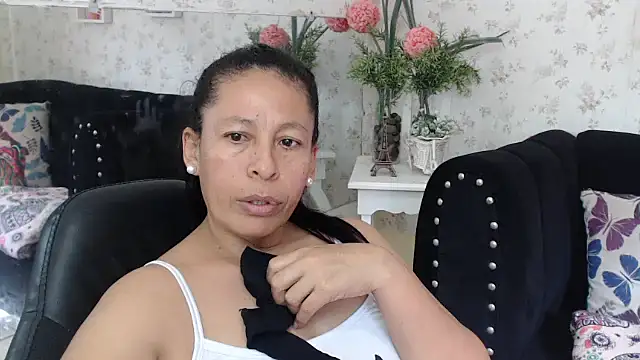 mature martina online show from March 17, 9:23 pm