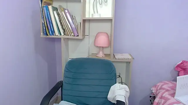 mature martina online show from October 31, 11:50 pm