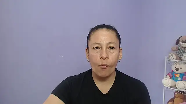 mature martina online show from December 16, 6:35 pm