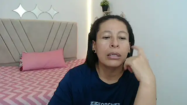 mature martina online show from April 21, 10:34 pm