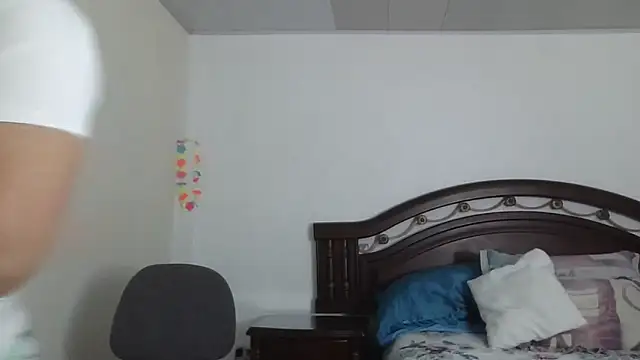 ruby-milf1 online show from December 9, 8:54 pm