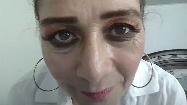 ruby-milf1 online show from December 19, 3:51 am