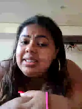 Snapshot of biancabombombbw chatting on February 12, 9:22 pm biancabombombbw online show from February 12, 9:22 pm