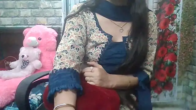 Sexy iknoor online show from April 22, 5:54 am