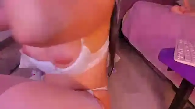 isa red hair online show from February 8, 11:22 am