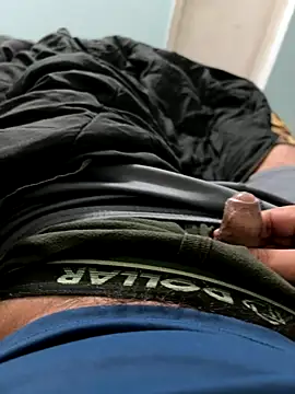 yourheroforfun online show from December 1, 6:35 pm