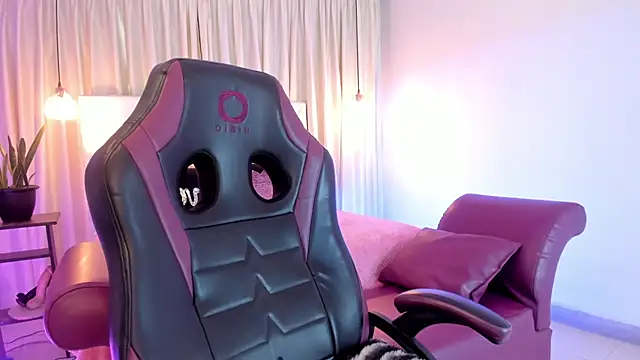 BonnieBad01 online show from March 21, 5:34 pm