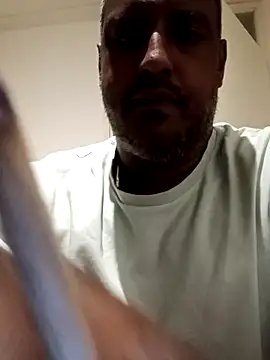 bink1982 online show from February 18, 9:00 pm