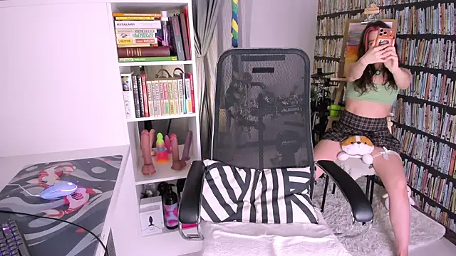 icefroqq online show from April 8, 8:20 pm