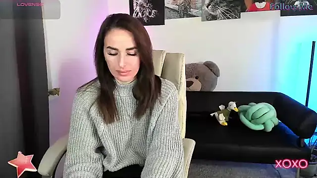 Snapshot of xx_adrihanna_xx chatting on February 27, 3:48 pm xx adrihanna xx online show from February 27, 3:48 pm