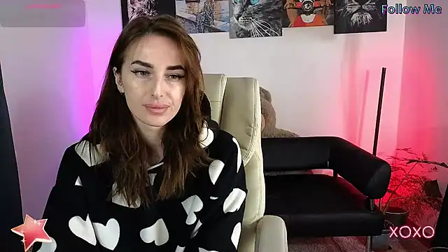 Snapshot of xx_adrihanna_xx chatting on March 4, 5:03 pm xx adrihanna xx online show from March 4, 5:03 pm