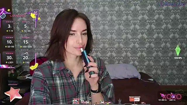 Snapshot of xx_adrihanna_xx chatting on October 3, 5:04 am xx adrihanna xx online show from October 3, 5:04 am