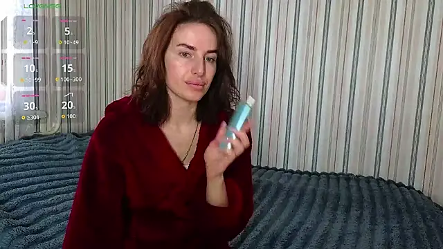 Snapshot of xx_adrihanna_xx chatting on February 5, 8:08 am xx adrihanna xx online show from February 5, 8:08 am