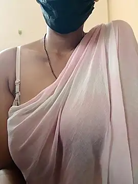 pretiHot online show from April 23, 4:24 am