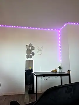 Ladykimberly XOXO online show from April 22, 3:02 pm