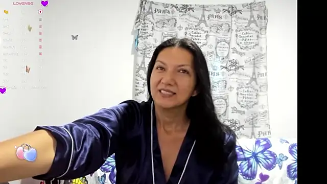 Snapshot of Angelblue_ chatting on March 10, 8:56 pm Angelblue online show from March 10, 8:56 pm