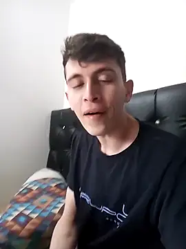 Snapshot of Norehg chatting on February 1, 10:55 pm Norehg online show from February 1, 10:55 pm