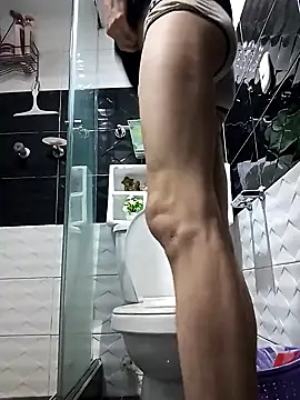 Snapshot of Norehg chatting on February 2, 7:52 am Norehg online show from February 2, 7:52 am