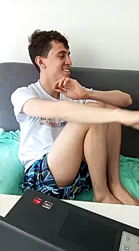 Snapshot of Norehg chatting on February 9, 5:33 pm Norehg online show from February 9, 5:33 pm