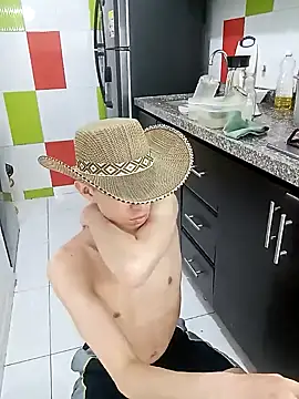 Snapshot of Norehg chatting on February 12, 5:37 am Norehg online show from February 12, 5:37 am