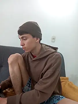 Snapshot of Norehg chatting on February 23, 2:04 pm Norehg online show from February 23, 2:04 pm