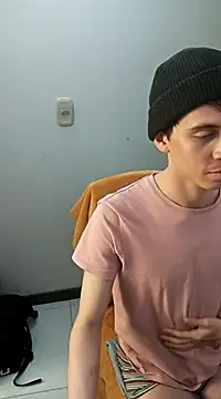 Snapshot of Norehg chatting on March 18, 2:15 pm Norehg online show from March 18, 2:15 pm