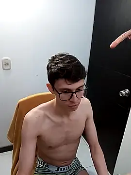 Snapshot of Norehg chatting on March 19, 10:53 pm Norehg online show from March 19, 10:53 pm