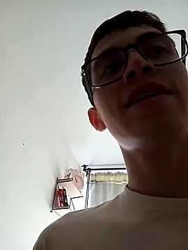 Snapshot of Norehg chatting on March 21, 9:34 pm Norehg online show from March 21, 9:34 pm