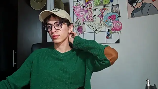 Snapshot of Norehg chatting on September 17, 8:16 am Norehg online show from September 17, 8:16 am