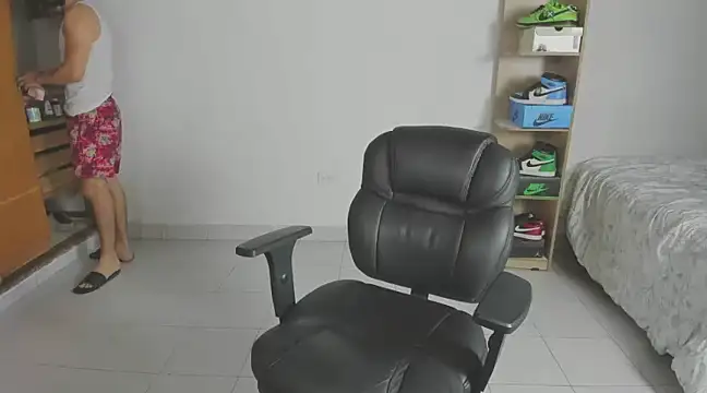 imtonny19 online show from February 17, 12:32 am