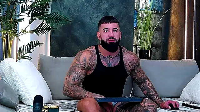 masterkingofmusclee online show from September 10, 7:30 am