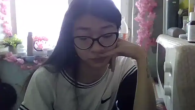 Snapshot of CarlyJoy chatting on October 3, 8:55 am CarlyJoy online show from October 3, 8:55 am