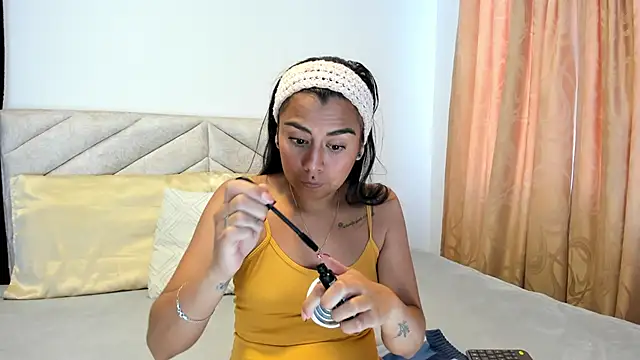 im amber online show from January 16, 12:53 pm