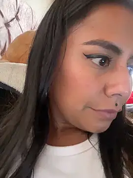 im amber online show from February 24, 9:20 pm