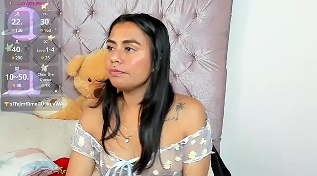 im amber online show from March 5, 3:51 pm