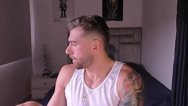 paul rogerr online show from October 19, 1:56 pm