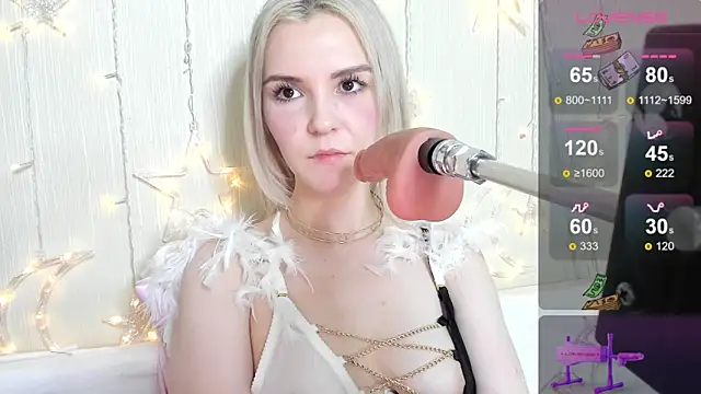 Snapshot of Kaya_Devis chatting on November 22, 4:44 am Kaya Devis online show from November 22, 4:44 am