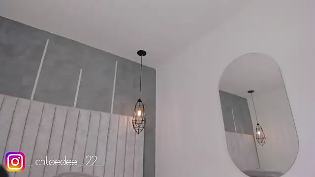 chloe d online show from January 15, 2:46 pm