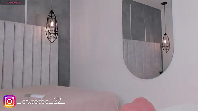 chloe d online show from January 25, 10:51 am