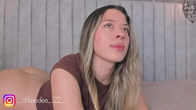 chloe d online show from February 15, 2:55 pm