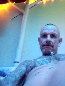 deepstroker42071 online show from December 21, 10:22 am