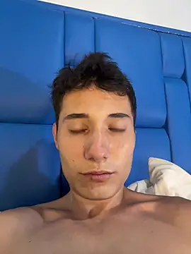 the littleangel1 online show from January 16, 4:39 pm